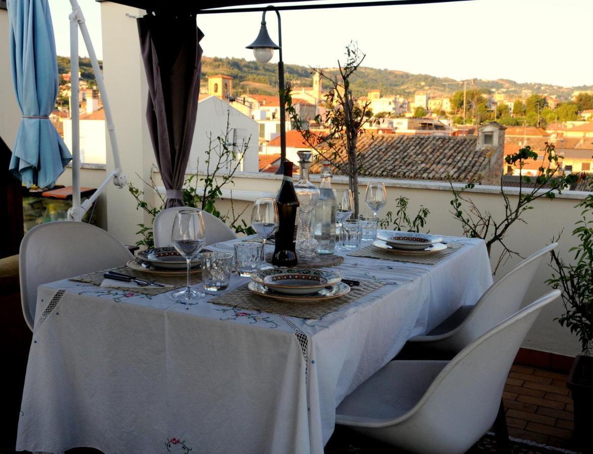 La Casa Di Luna San Benedetto del Tronto Eksteriør bilde